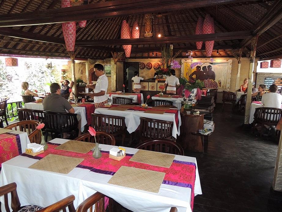 Ibu Rai Bar & Restaurant