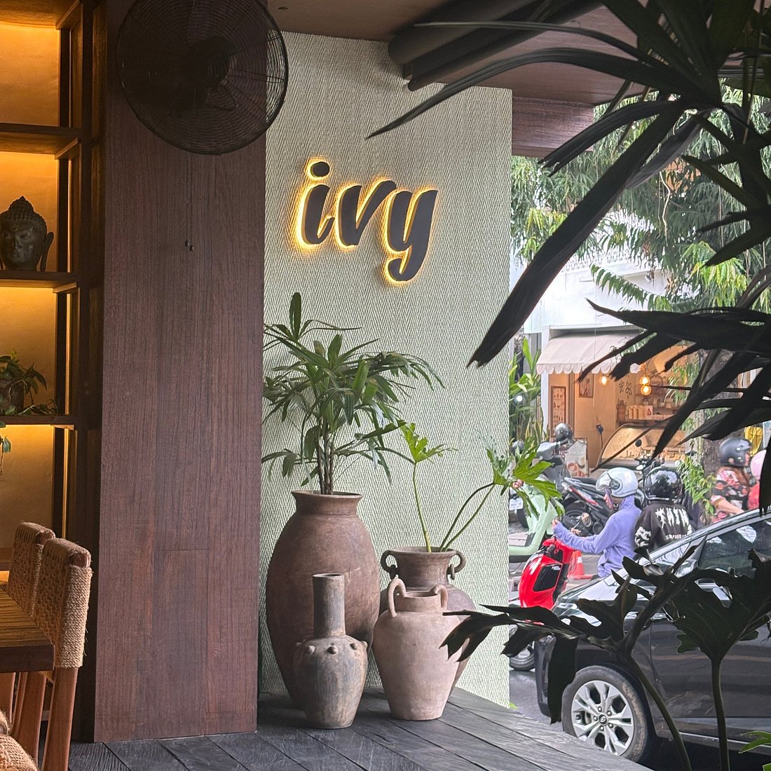 Ivy Cafe
