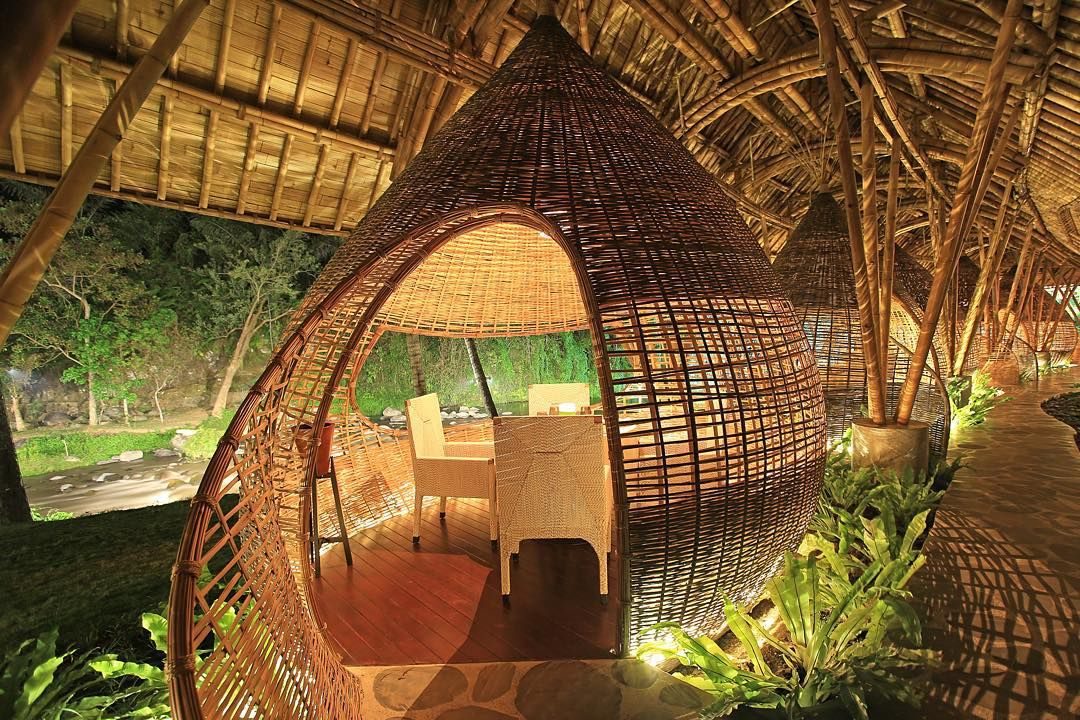 Kubu At Mandapa