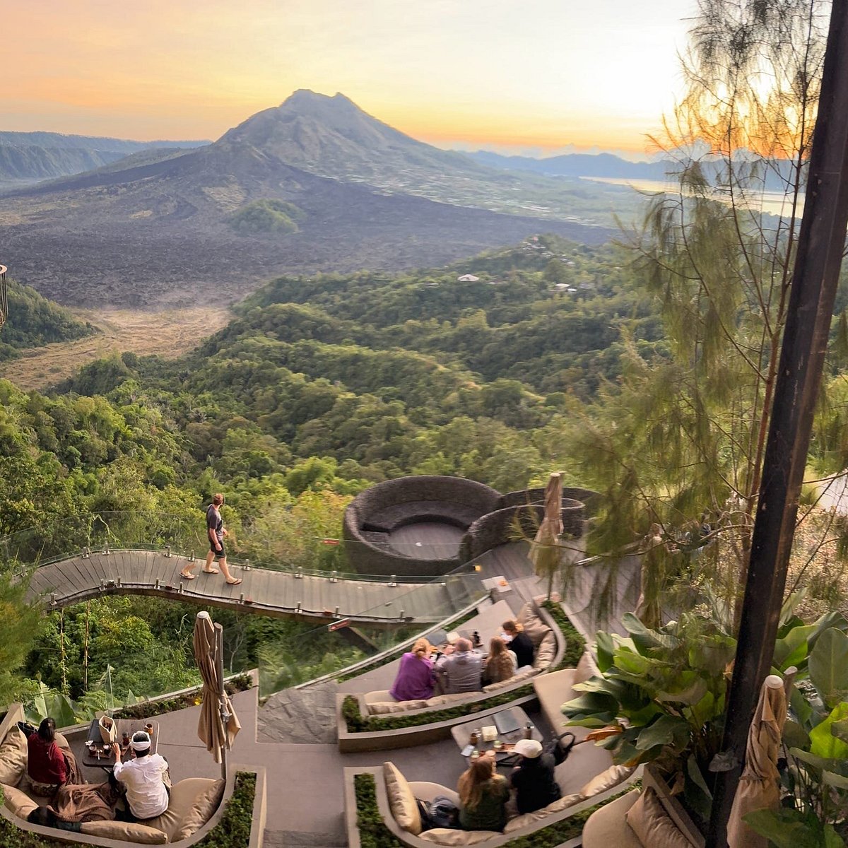 INTRO Travel - Bali & Indonesia Tours