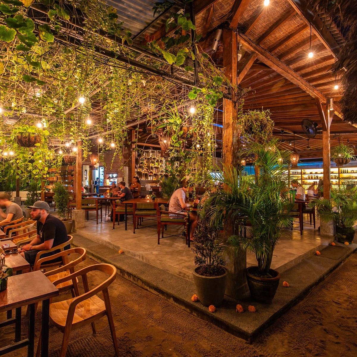 BeachGarden Bar & Restaurant