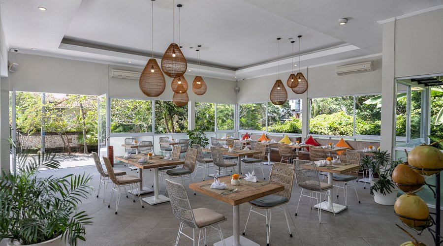 Kedai Tepi Kali Canggu
