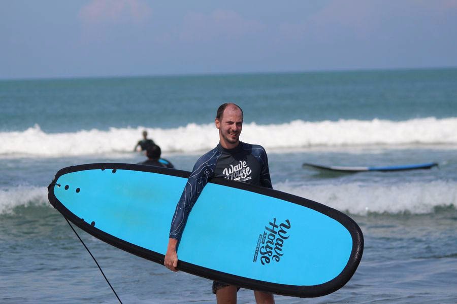 Wave House - Surf School