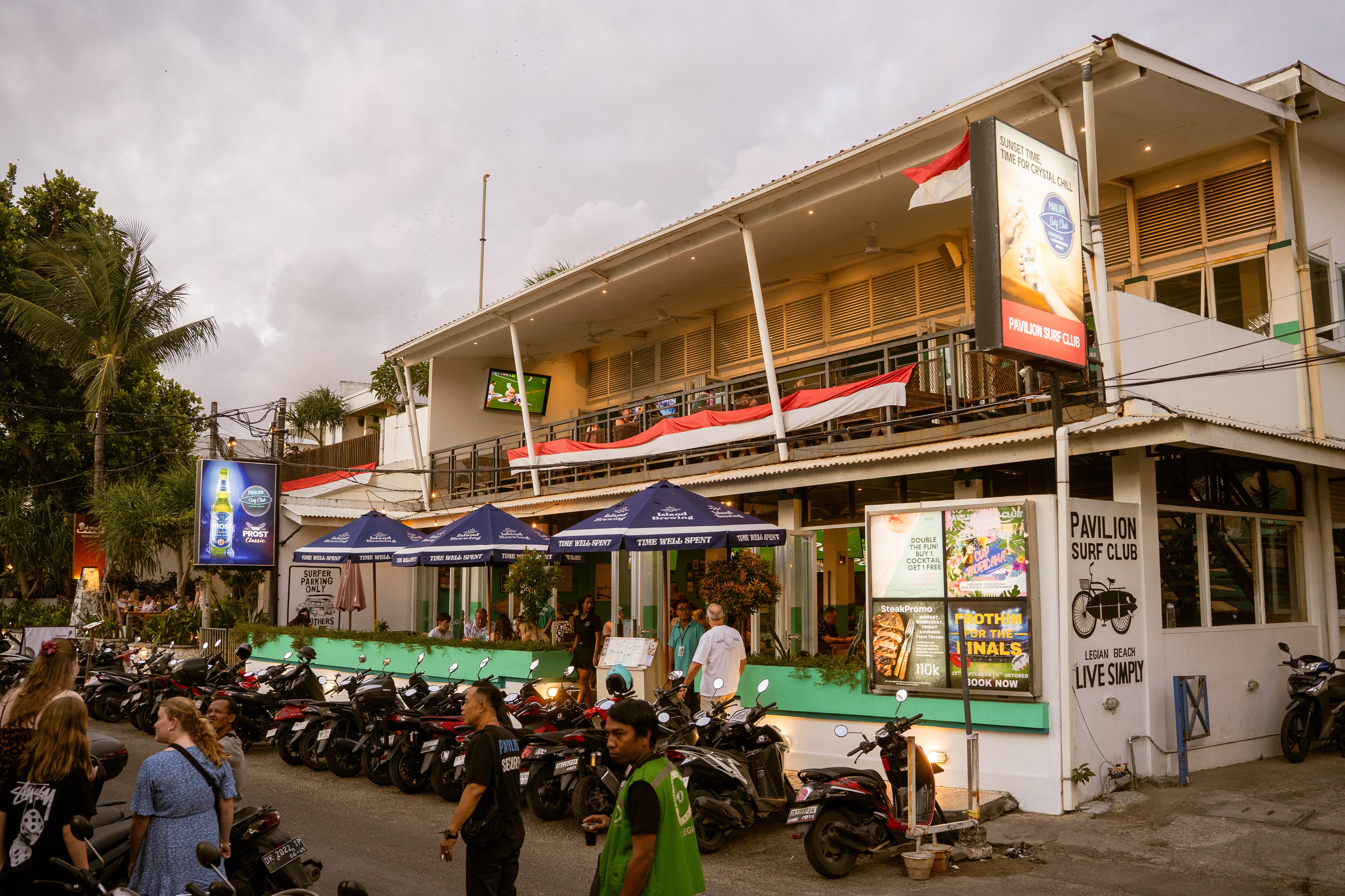 Pavilion Surf Club Legian Beach