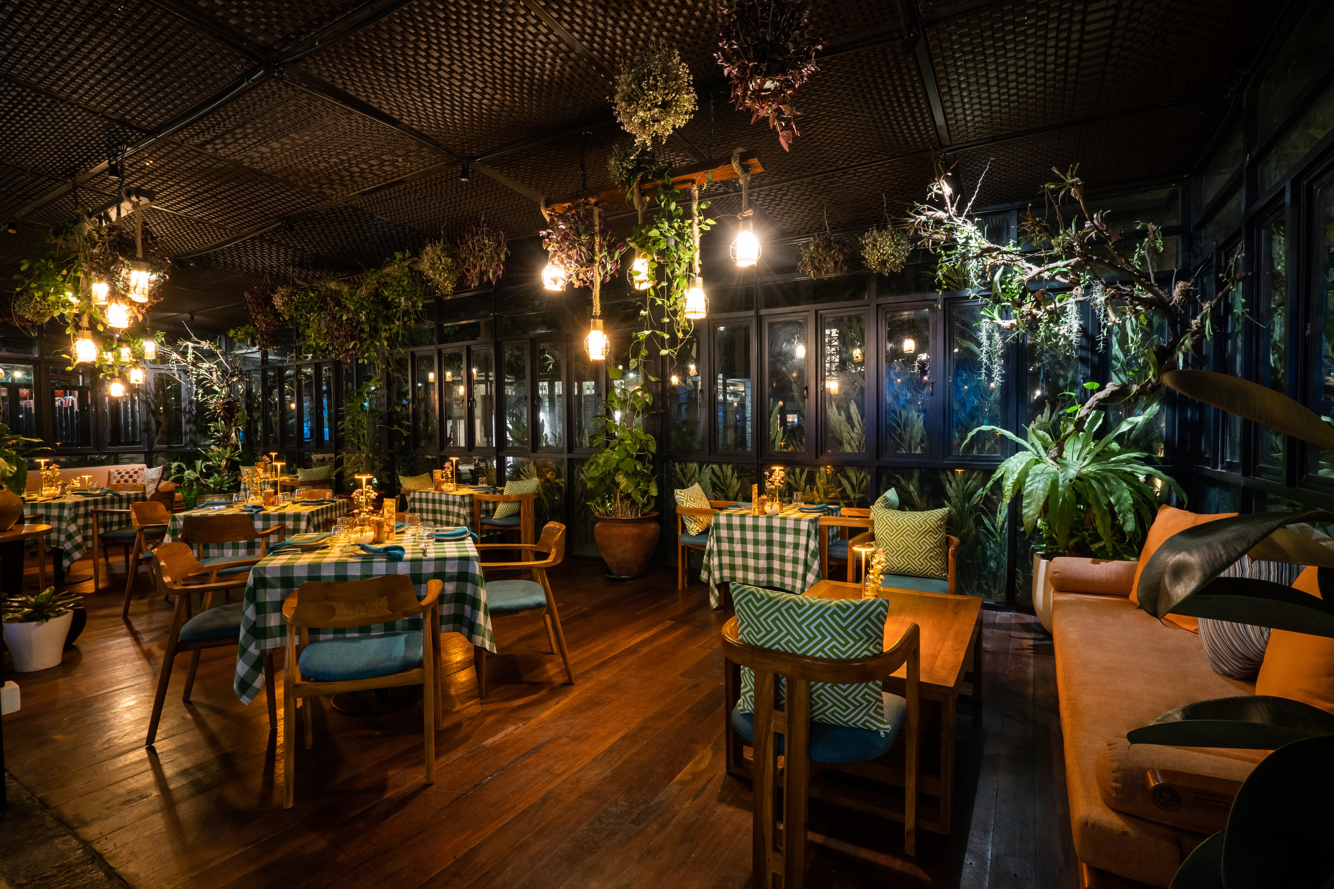 Al Dente Cucina Italiana & Lounge