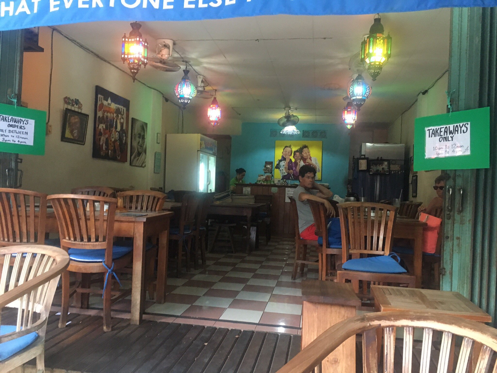 Tommy`s Cafe