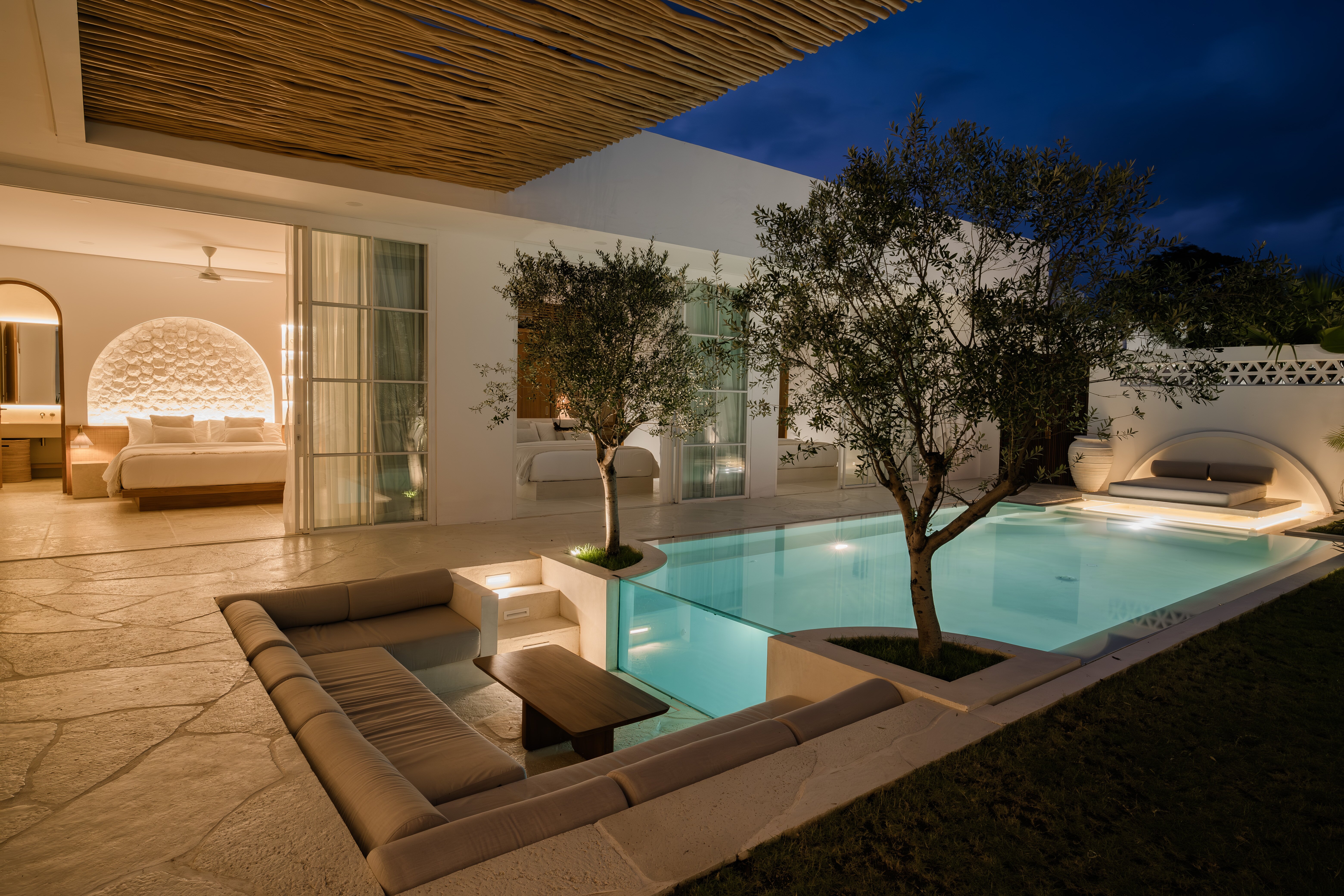 Nisi Villas & Suites